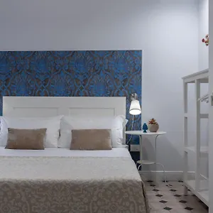 viva-catania.taorminaitalyhotels.com/